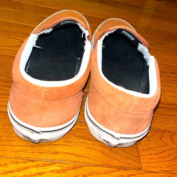 Vans - Picture 4 of 4